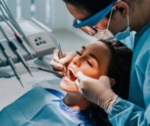 Quels sont les étapes d&rsquo;une consultation chez le dentiste